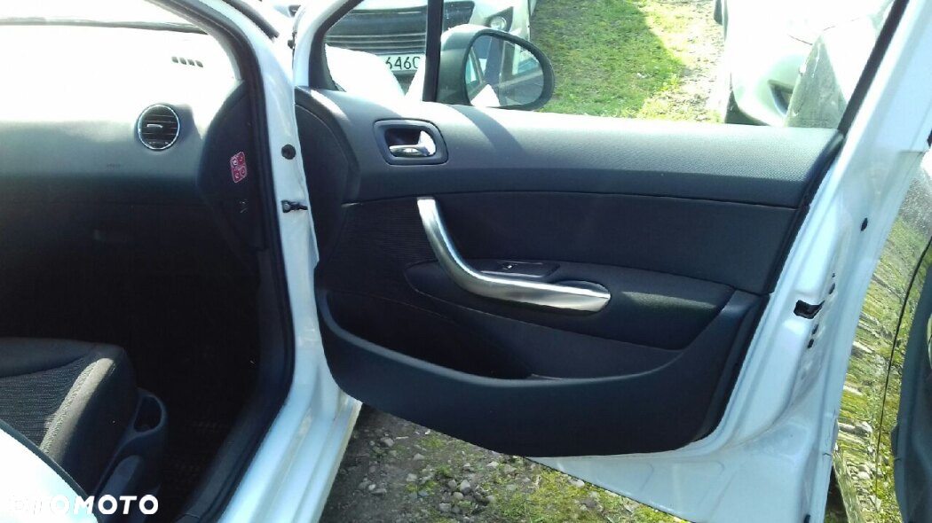 Peugeot 308 120 VTi Premium - 6