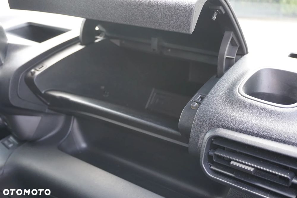 Toyota Proace City - 19