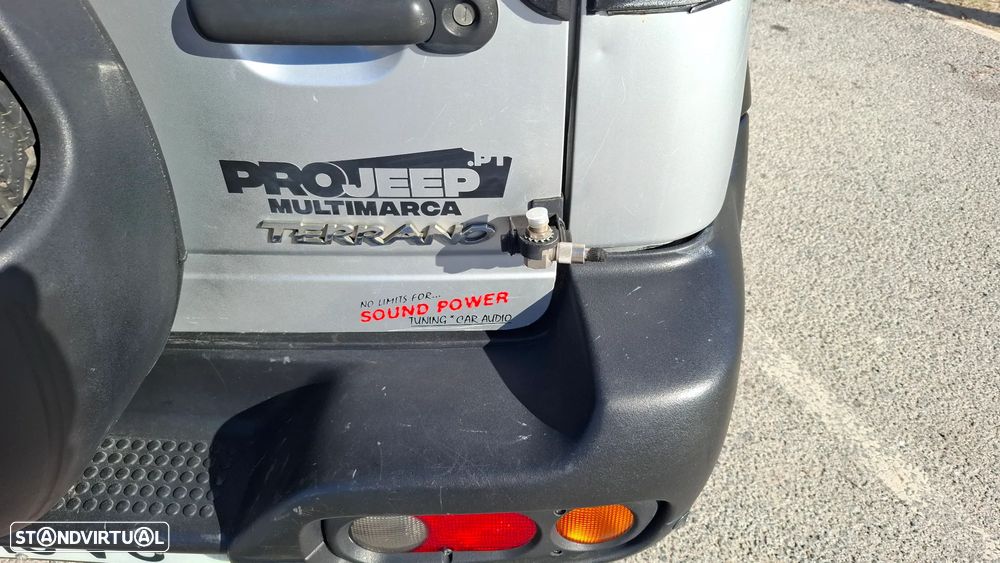 Nissan Terrano II 2.7 TDi Comfort AC - 18