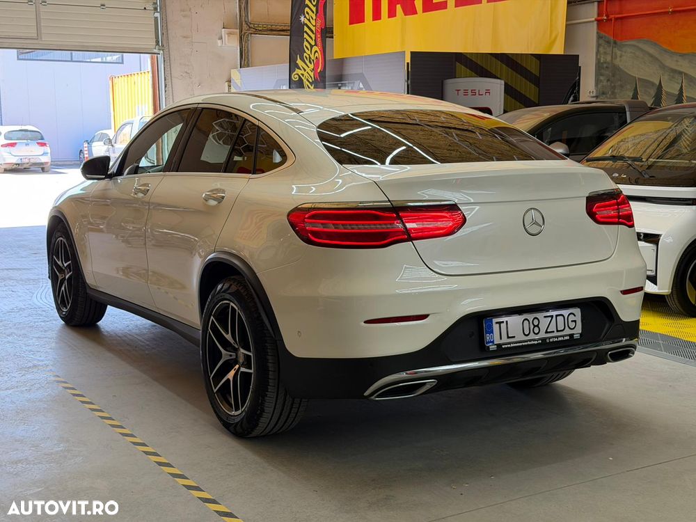 Mercedes-Benz GLC Coupe 220 d 4Matic 9G-TRONIC AMG Line - 4