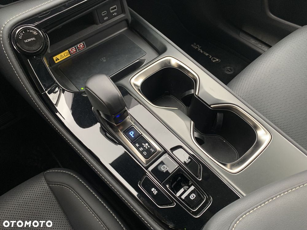 Lexus NX 350h Prestige 2WD - 19