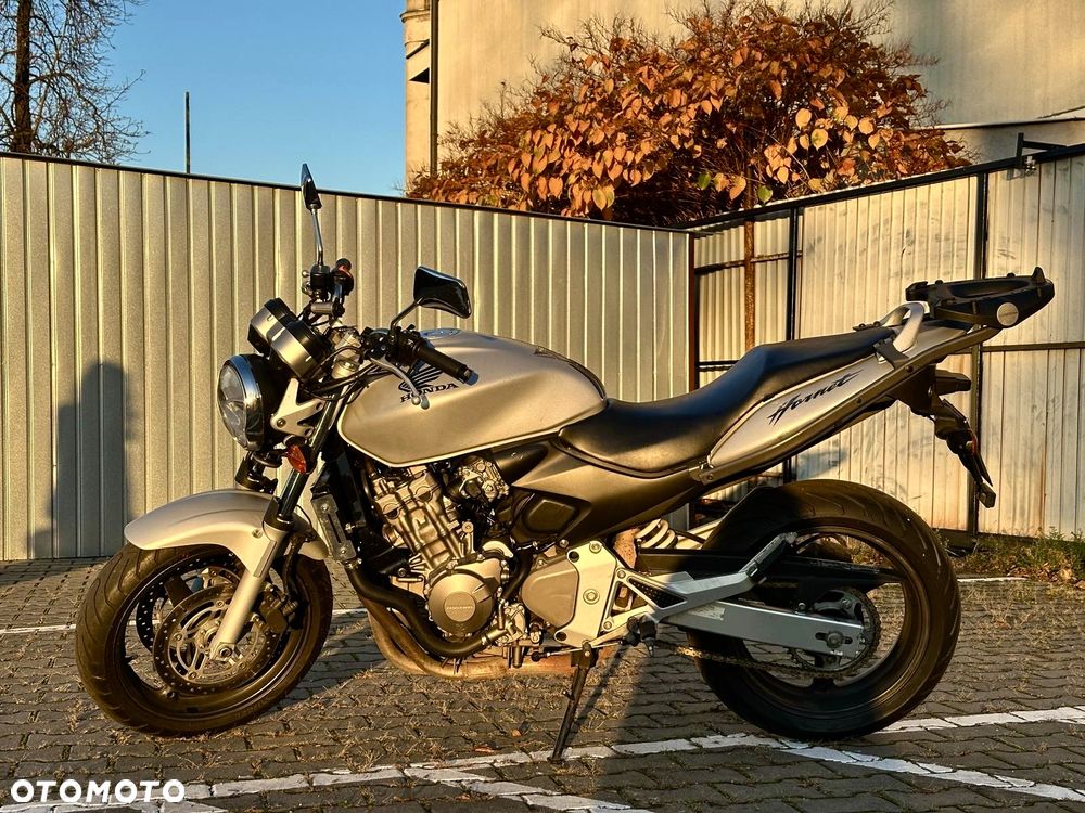 Honda CB - 1