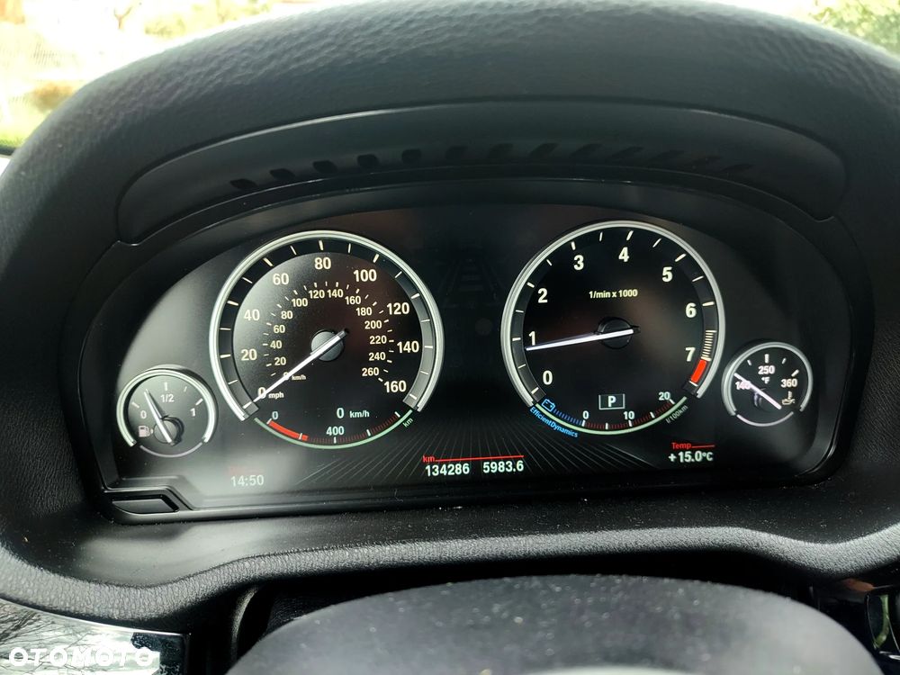 BMW X3 28i xDrive - 16