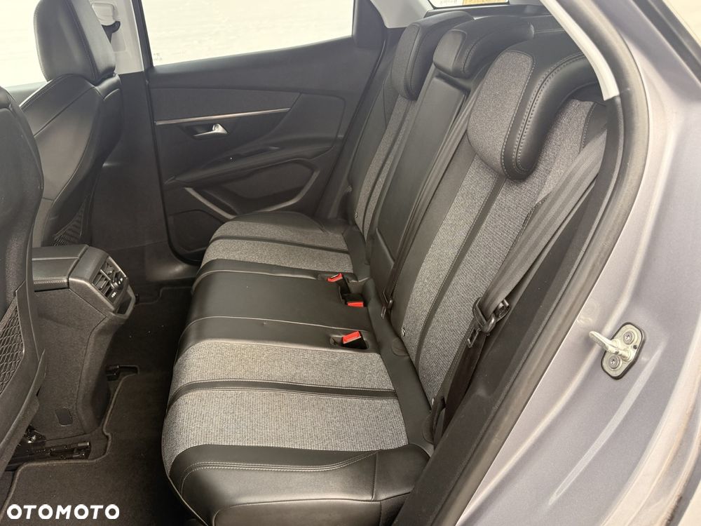 Peugeot 3008 - 9