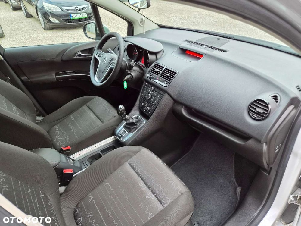 Opel Meriva - 23