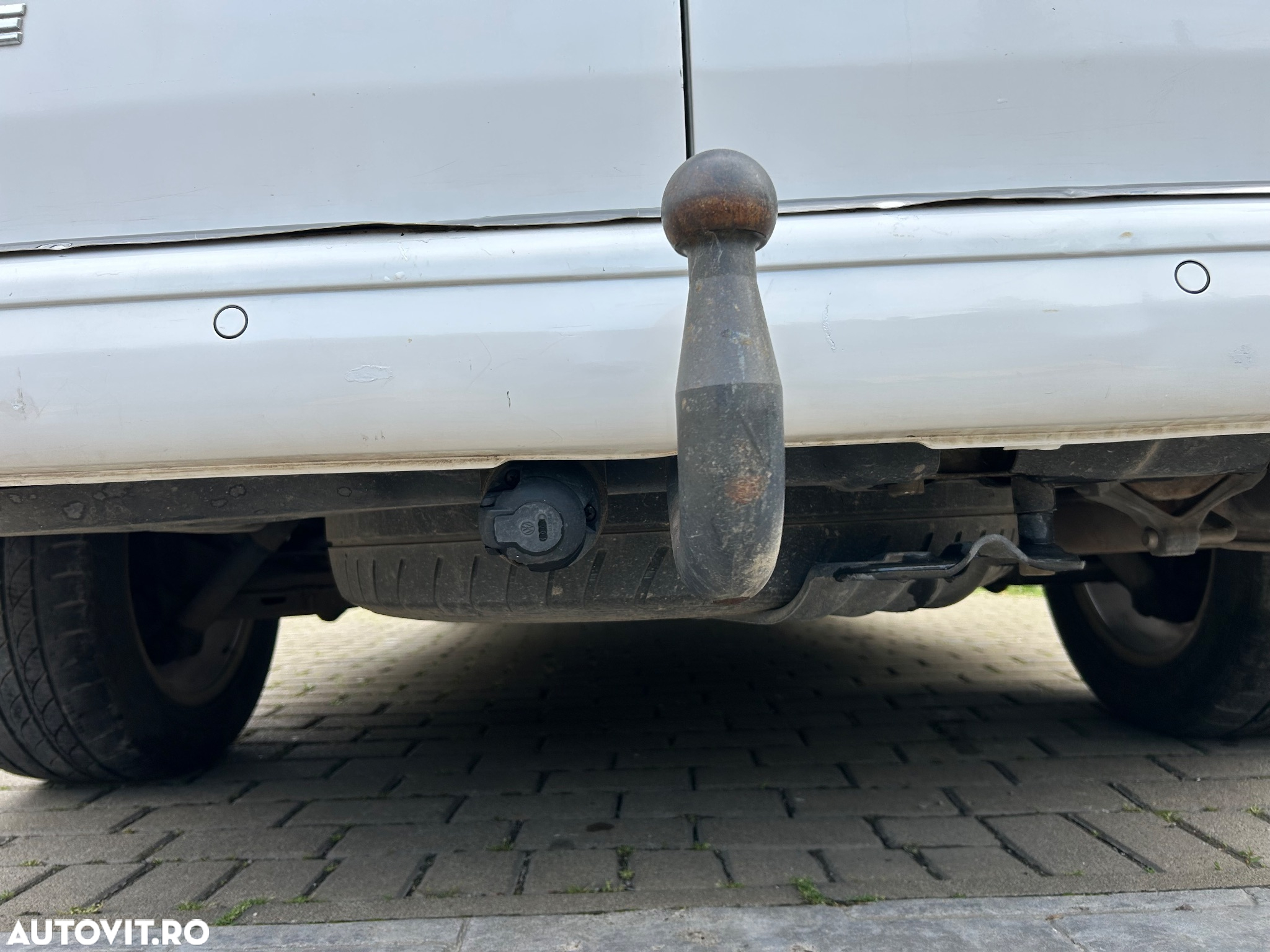 Volkswagen Caravelle - 12