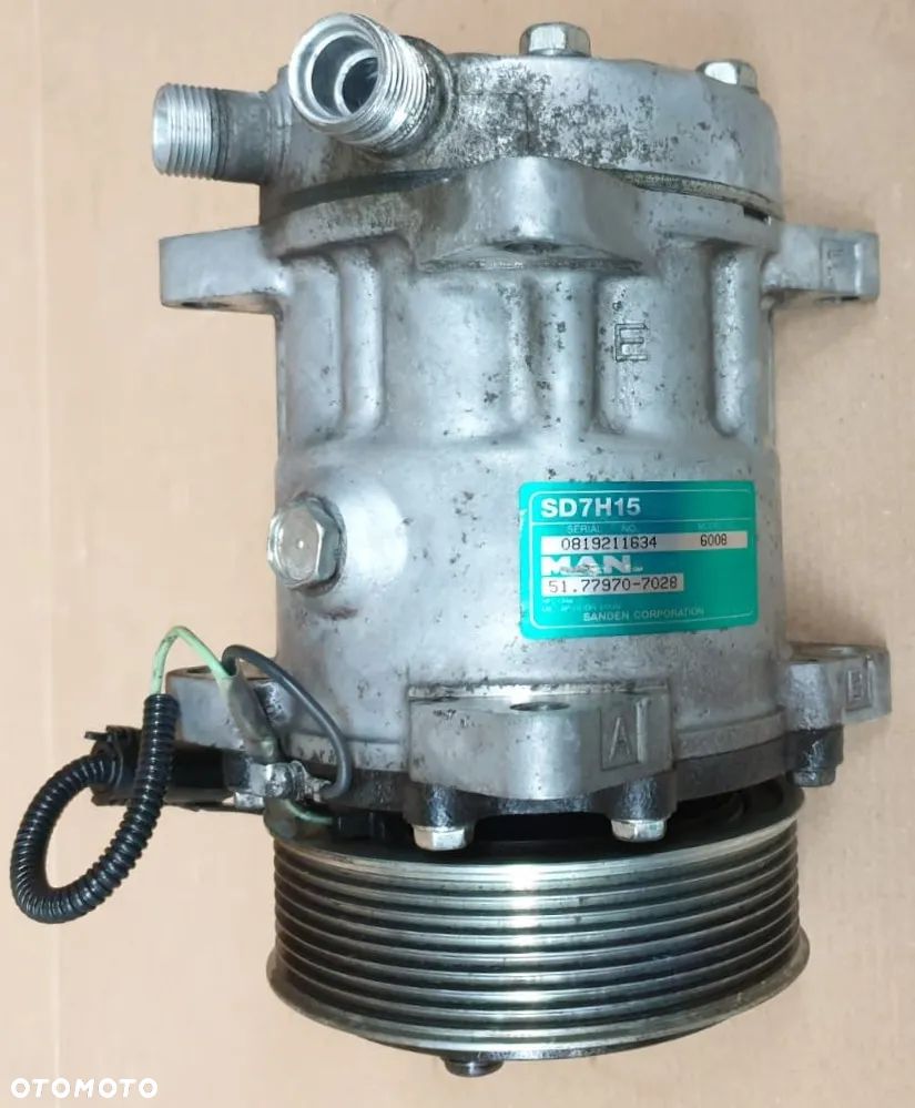 SPRĘŻARKA KLIMATYZACJI 51779707028 MAN TGX - 1