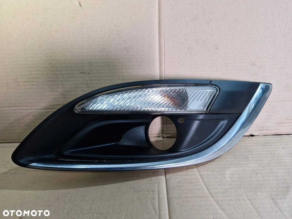 Halogen prawy lewy kratka zderzaka chrom Opel Astra J IV LIFT - 2