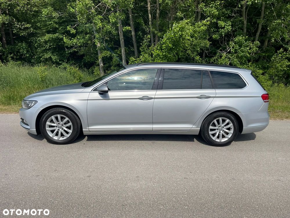 Volkswagen Passat - 13