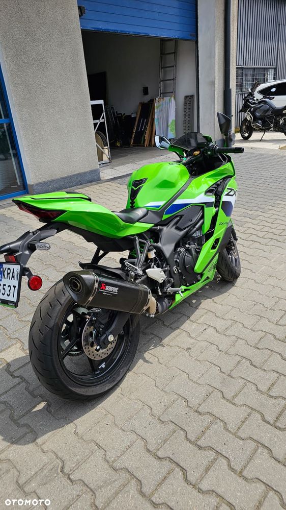 Kawasaki ZX - 3