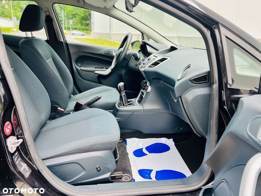 Ford Fiesta 1.25 Trend EU5 - 33