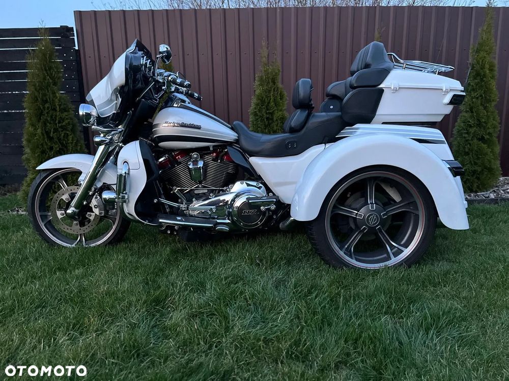 Harley-Davidson Tri Glide - 25