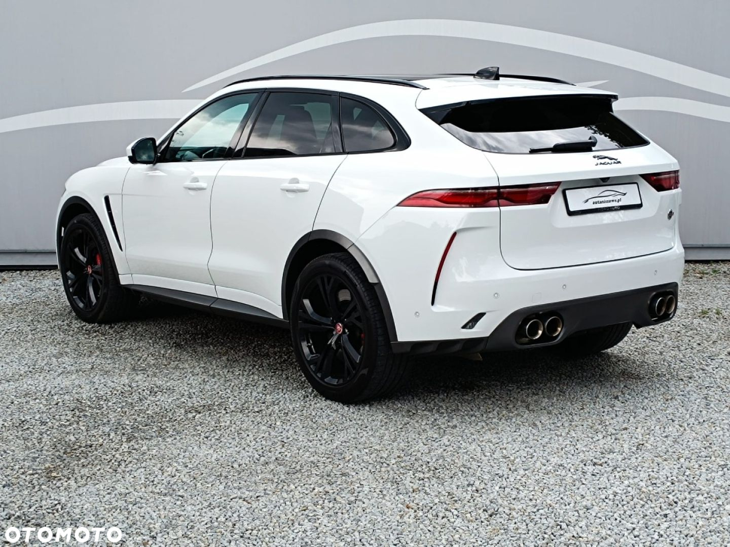 Jaguar F-Pace 5.0 V8 P550 AWD SVR - 4