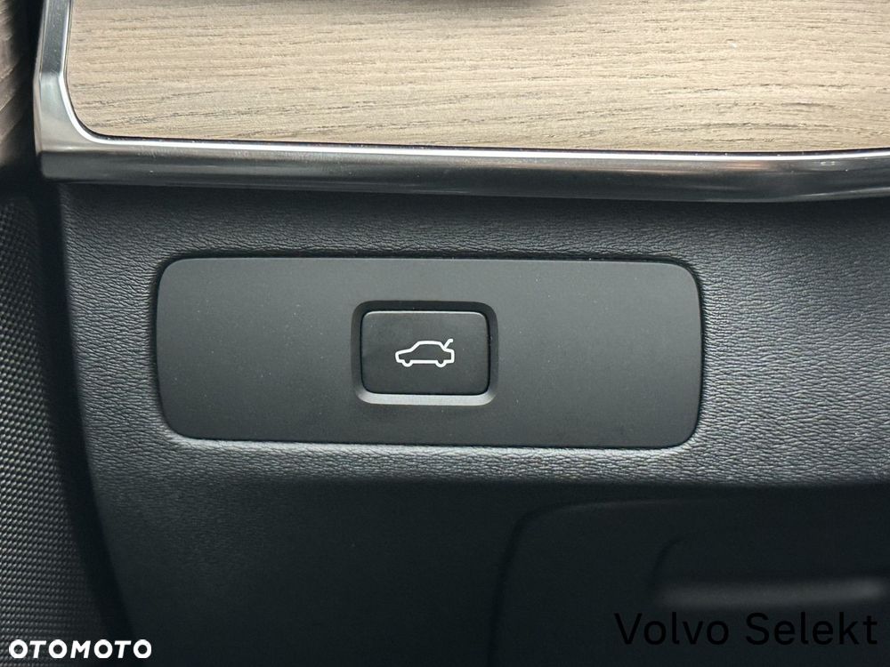 Volvo XC 90 - 34
