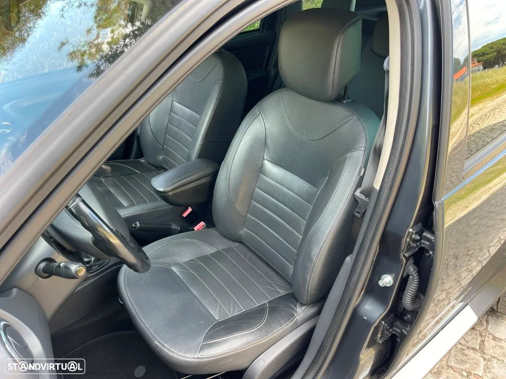 Dacia Duster 1.5 dCi SL Urban Explorer - 25