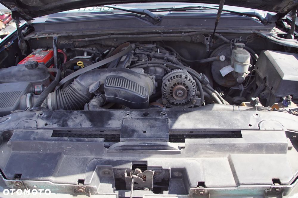 Cadillac Escalade 6.2 v8 Rok 2008 auto w całości na części tel. 692106889 silnik, maska, drzwi, lampa, skrzynia, lusterko, klapa, kierownica, lusterko, szyba - 12