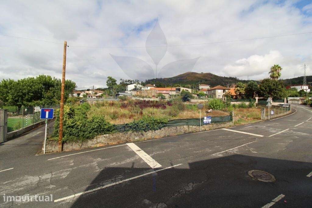 Terreno rústico com viabilidade de construção - 813m2, Guimarães - Grande imagem: 3/18