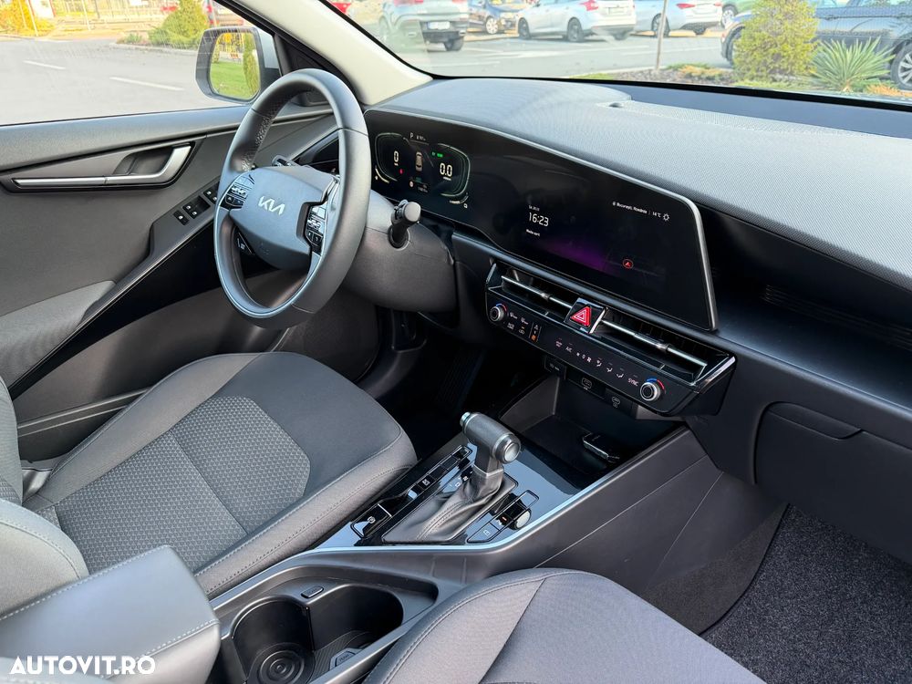 Kia Niro 1.6 GDI HEV 2WD OPF Aut. Edition 7 - 26