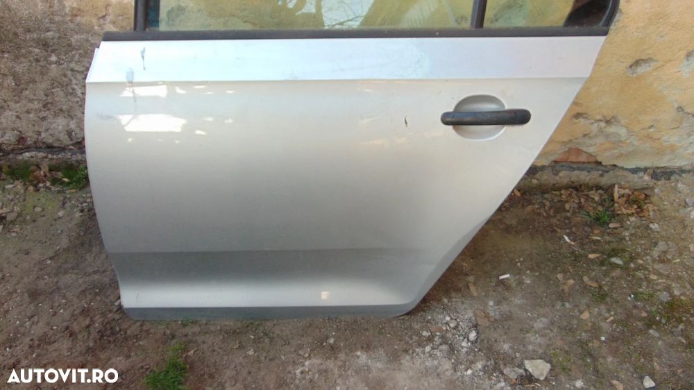 Usa Stanga spate Skoda Rapid Berlina an 2013-2018 - 2