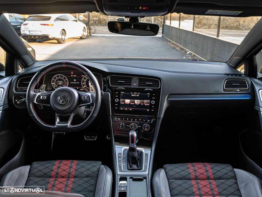 VW Golf - 27
