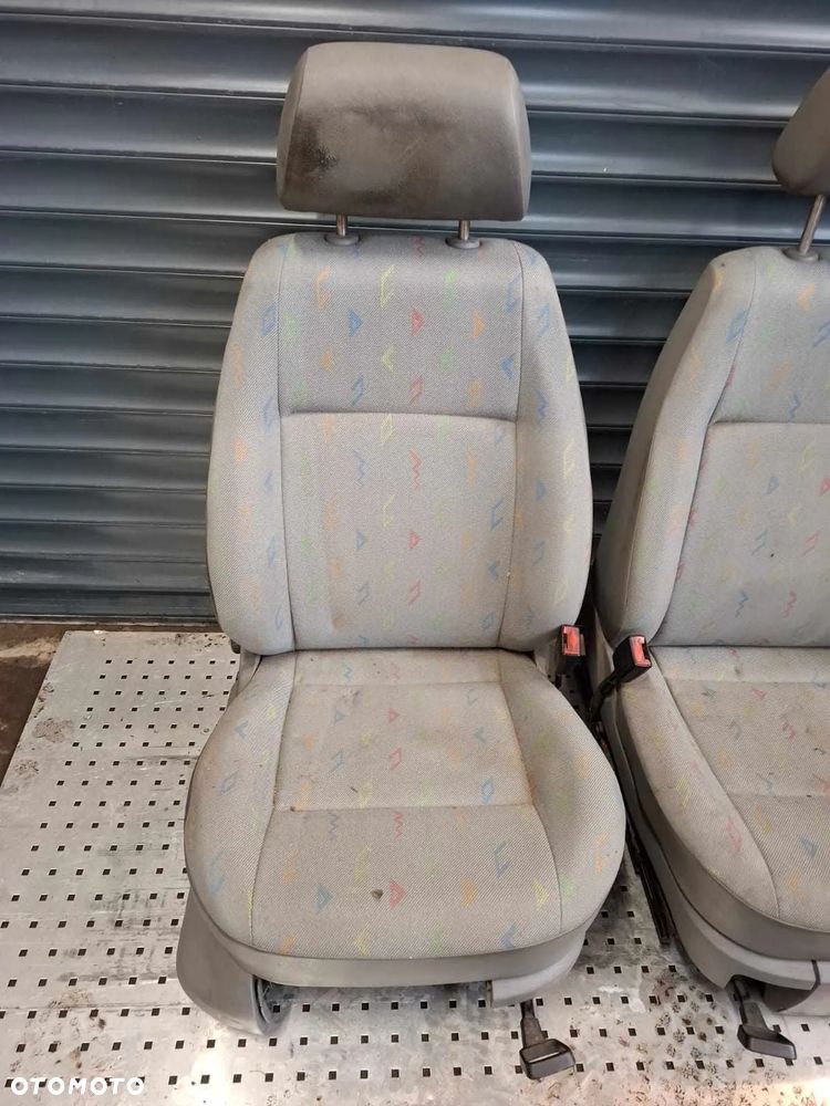 FOTEL FOTELE PRZEDNIE PRZÓD PRAWY LEWY VW CADDY III 03-10 - 2