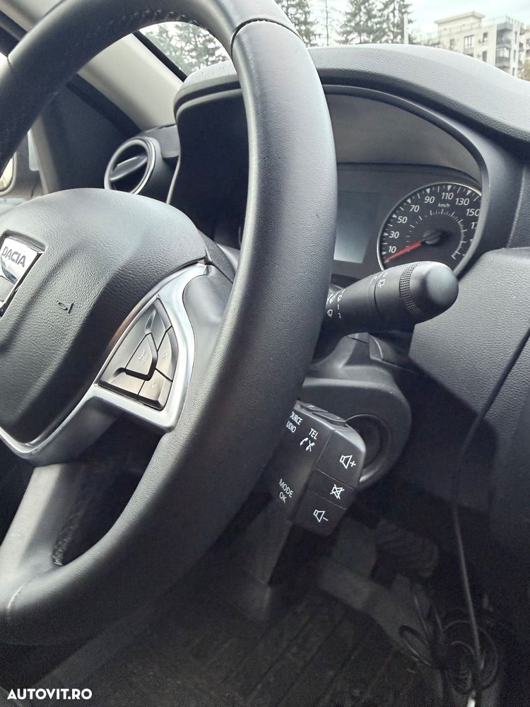 Dacia Duster 1.5 dCi EDC Prestige jante 17" - 36