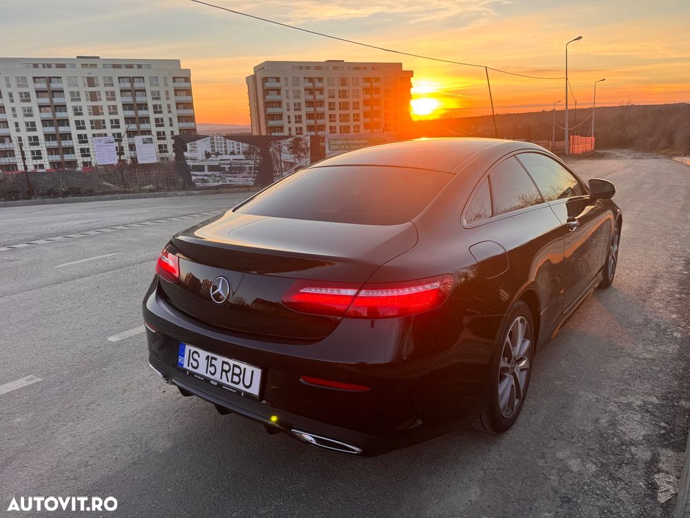 Mercedes-Benz E 220 d 4MATIC - 4