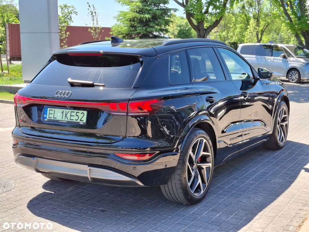 Audi Q6 e-tron - 5
