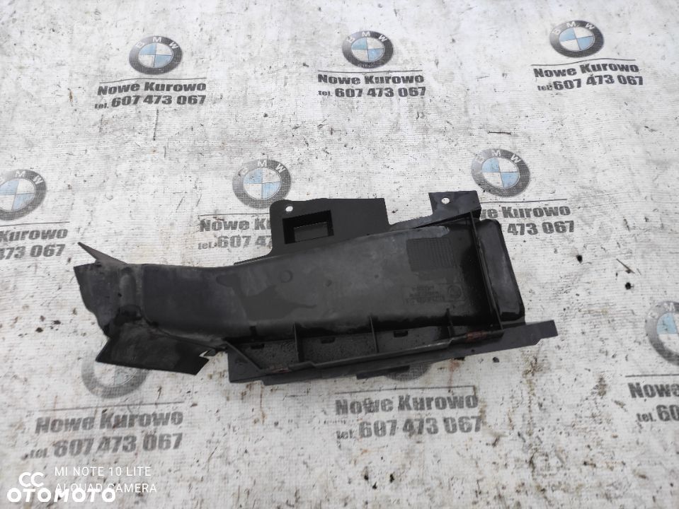 BMW E46 Benzyna Sedan Kombi Wlot powietrza na tarczę hamulcową prawy 8197928 - 3