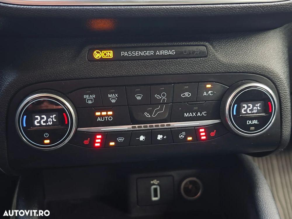 Ford Focus - 17