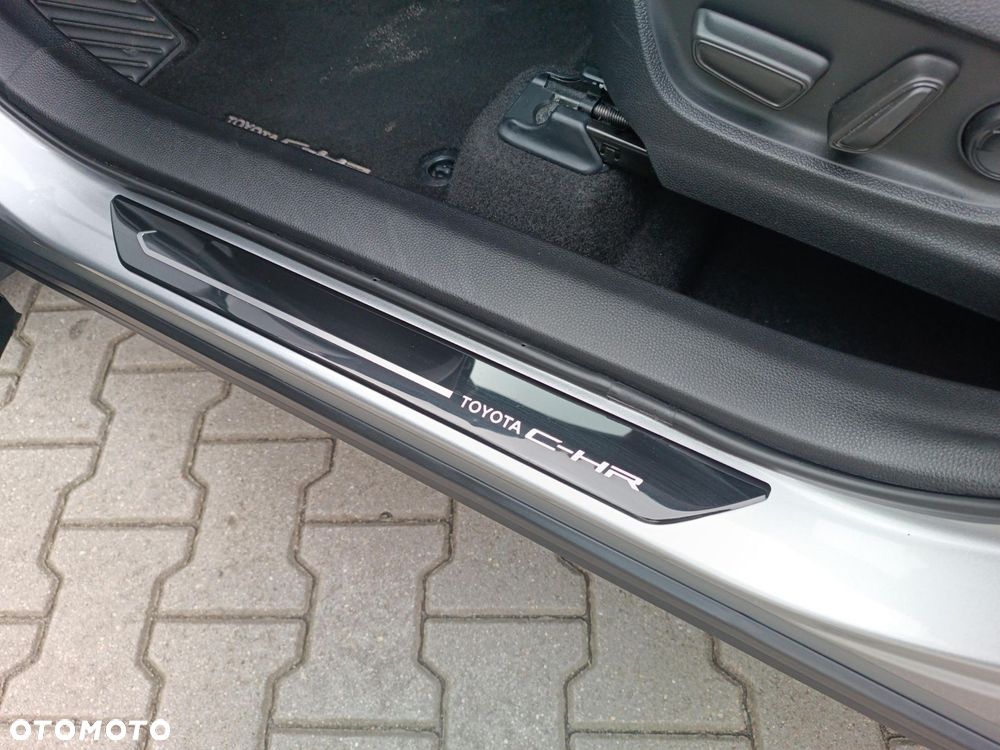 Toyota C-HR 1.8 Hybrid Executive - 23