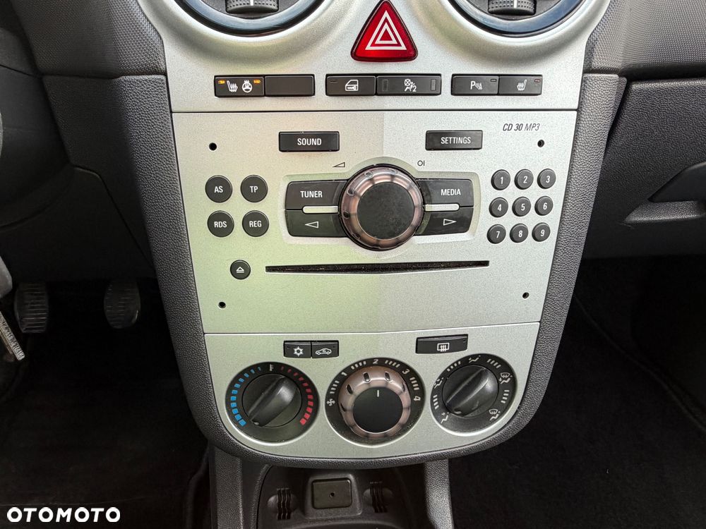 Opel Corsa 1.4 16V Sport - 10