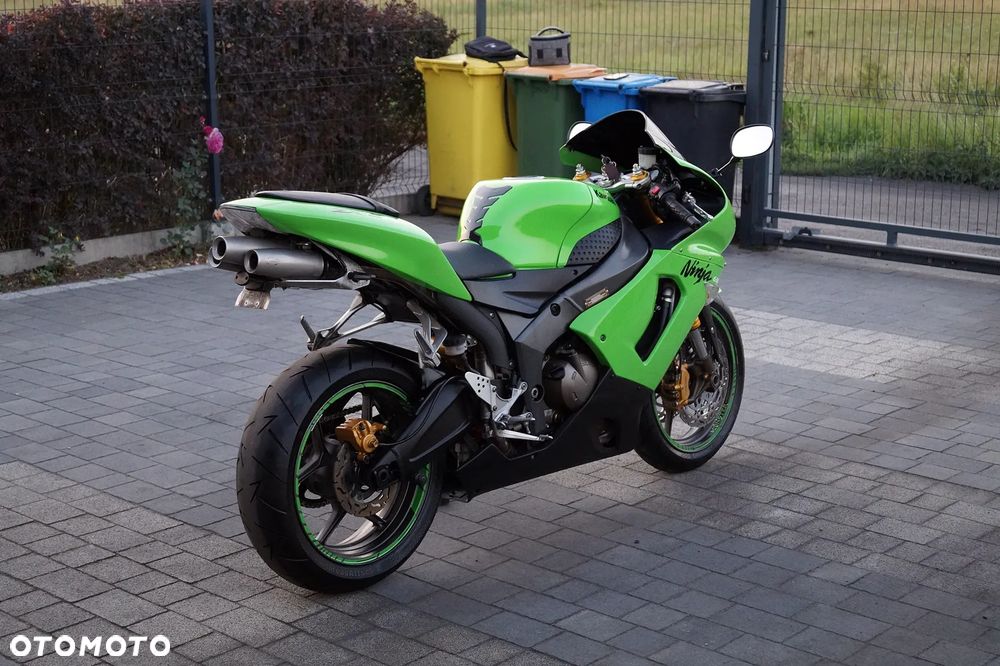 Kawasaki Ninja - 11
