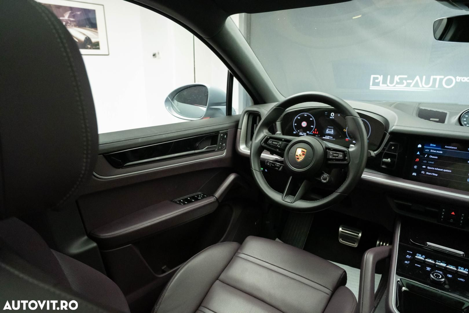 Porsche Cayenne Coupe - 30
