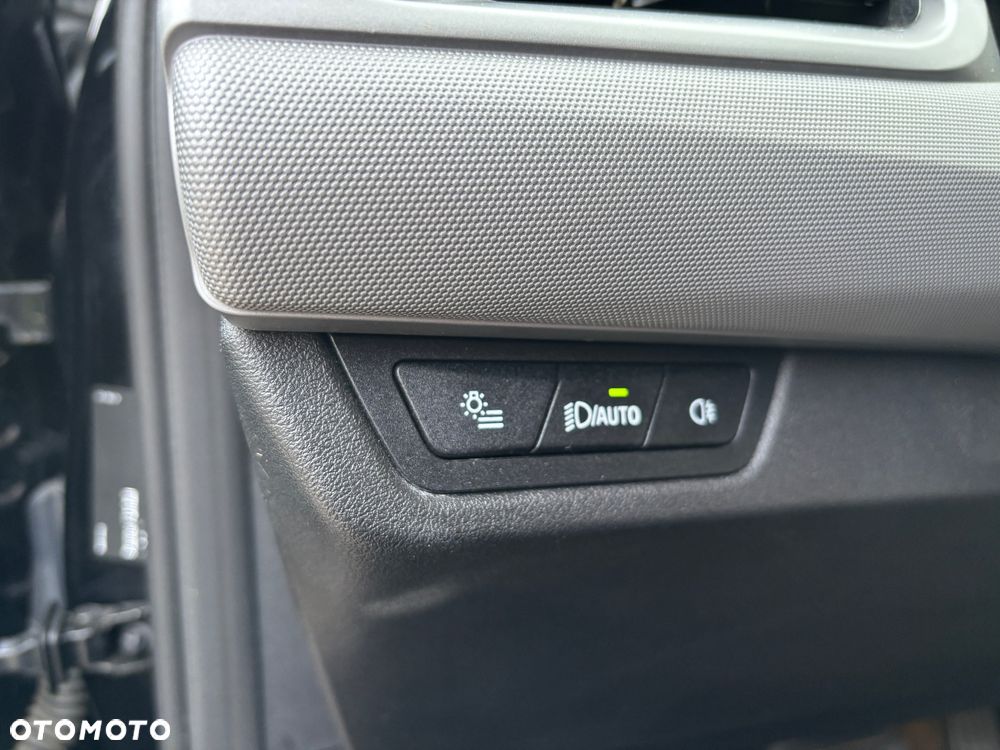 BMW Seria 2 218d Advantage sport - 22