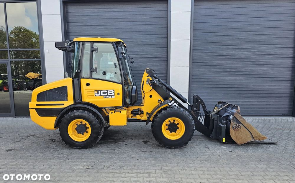 JCB 407 AGRI 2022r - 2