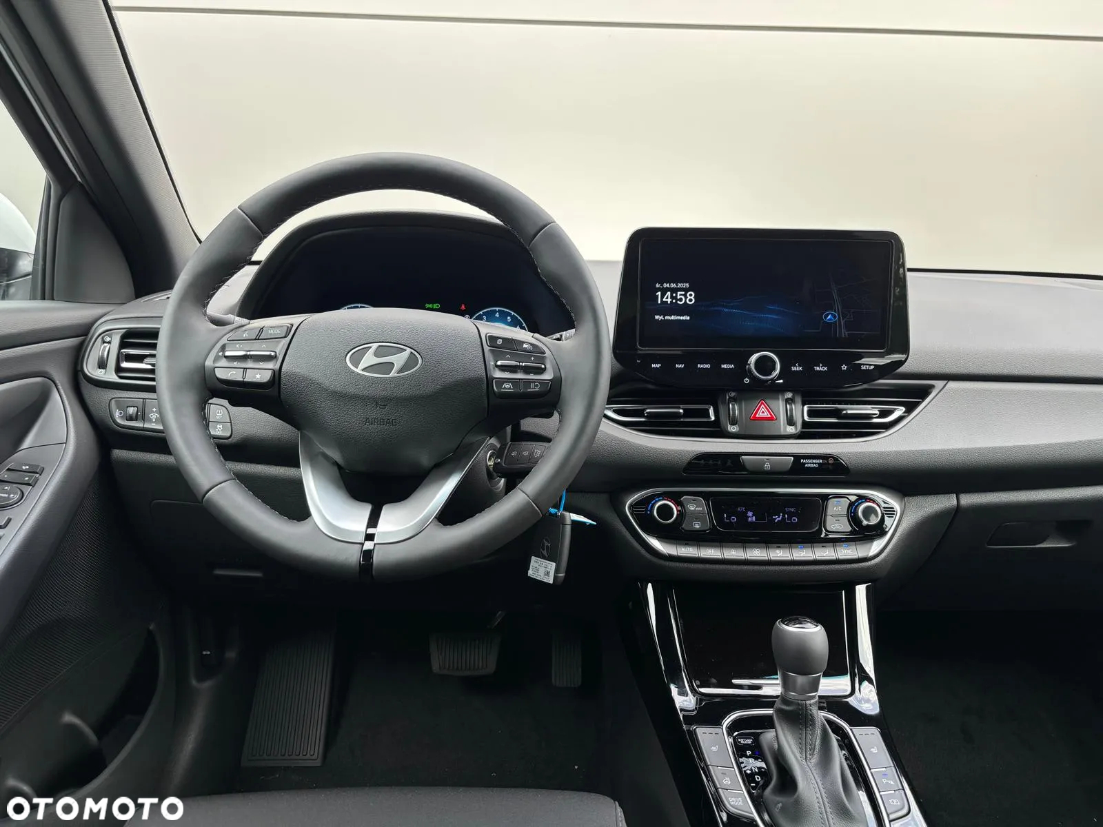Hyundai i30 1.5 T-GDI 48V Smart DCT - 12
