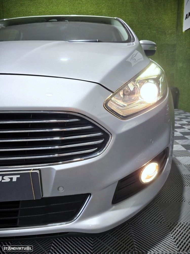 Ford S-Max 2.0 TDCi Titanium - 9