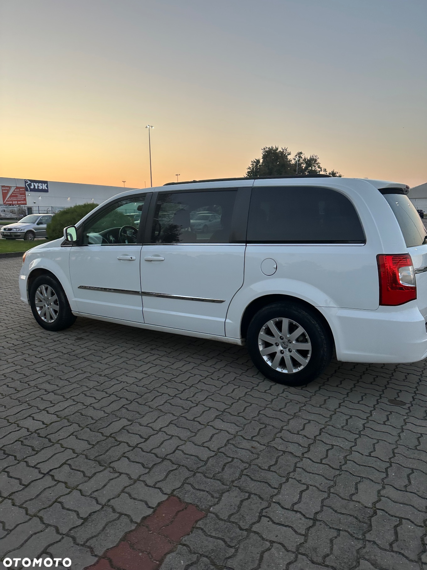 Chrysler Town & Country 3.6 Touring - 4