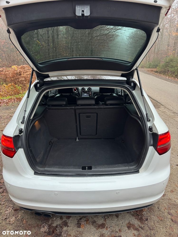 Audi A3 Sportback - 16