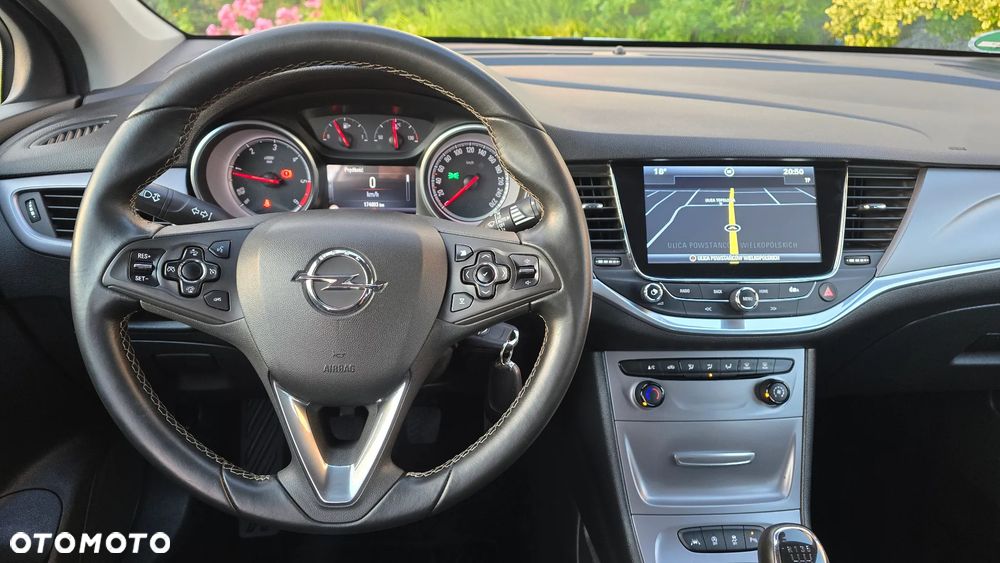 Opel Astra - 14