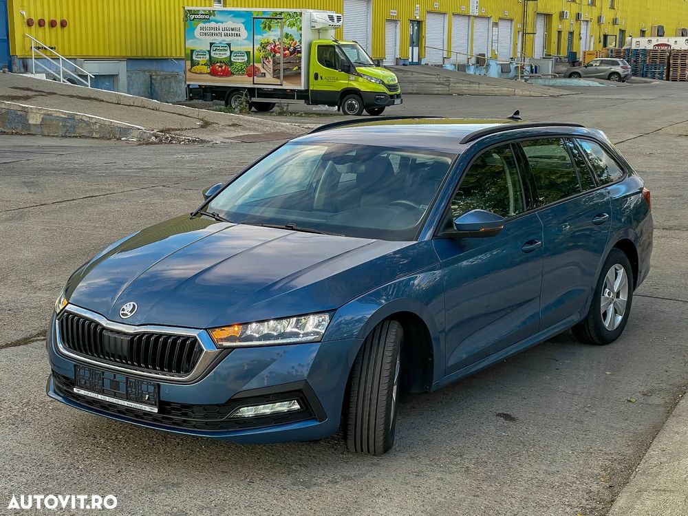 Skoda Octavia Combi 2.0 TDI DSG Style - 4