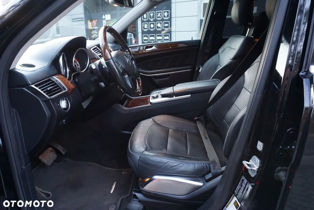 Mercedes-Benz GL - 15