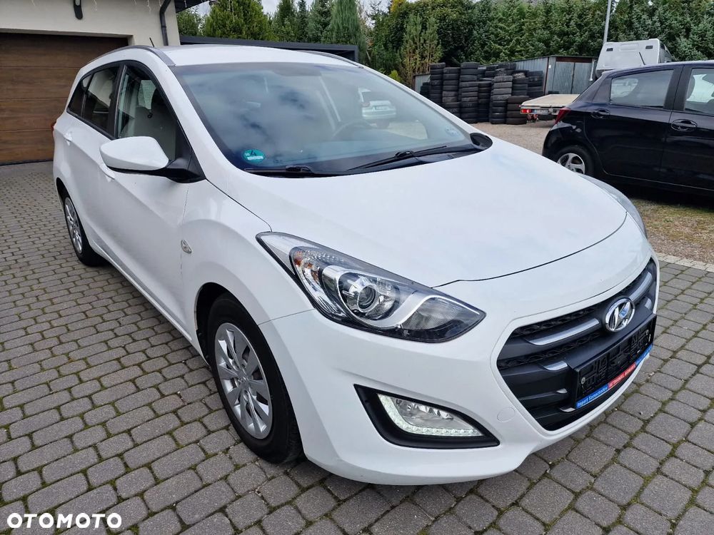 Hyundai i30 1.6 CRDi BlueDrive Classic - 9
