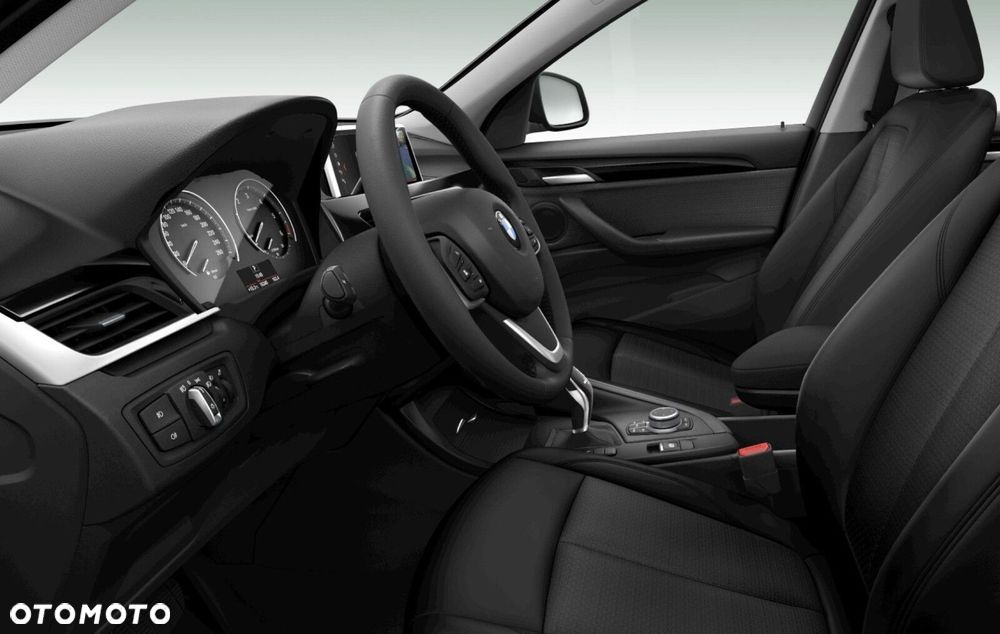 BMW X1 sDrive18d Advantage - 11