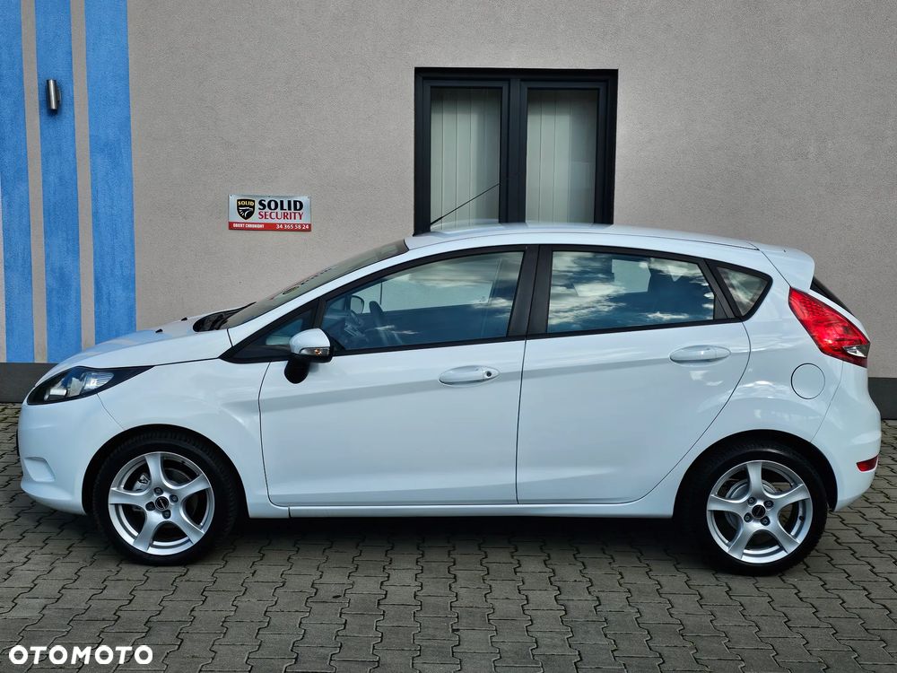 Ford Fiesta 1.25 Trend - 25