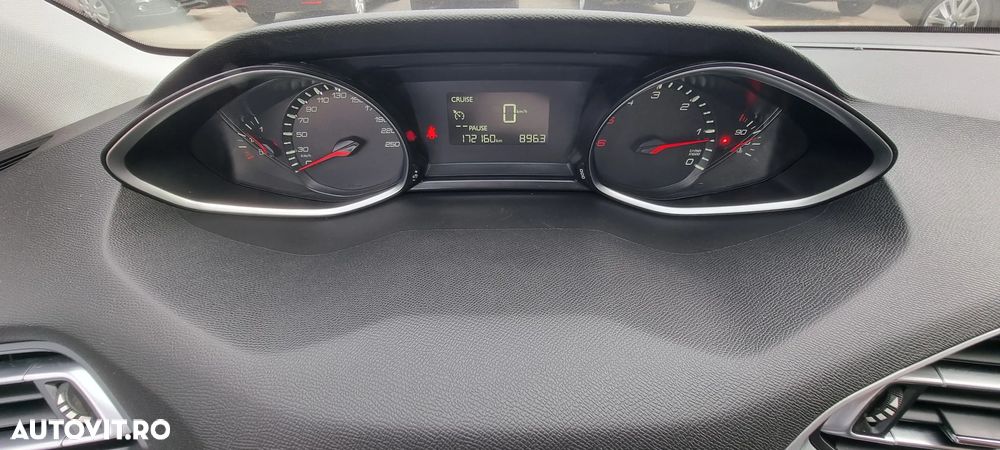 Peugeot 308 BlueHDi 100 Stop & Start Access - 27