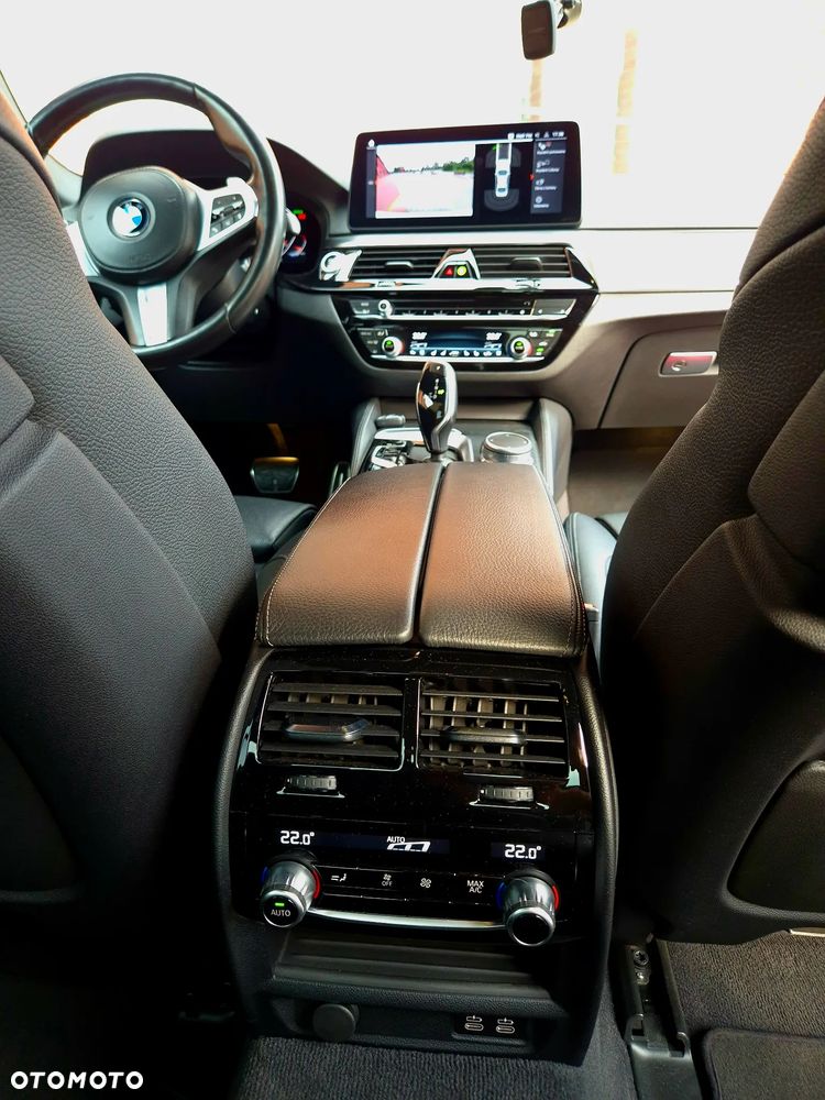 BMW Seria 5 540i xDrive mHEV M Sport sport - 35
