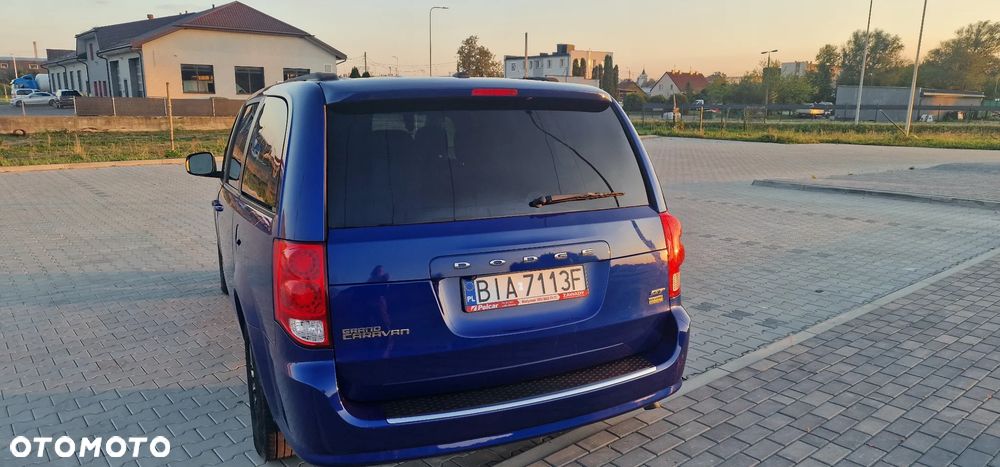 Dodge Grand Caravan - 6
