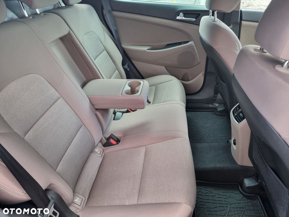 Hyundai Tucson 1.6 GDi Style 2WD - 23